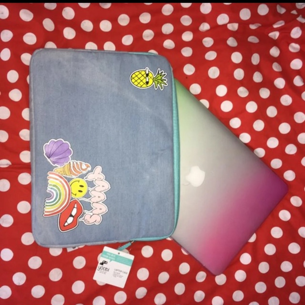 🍍Padded Laptop Case